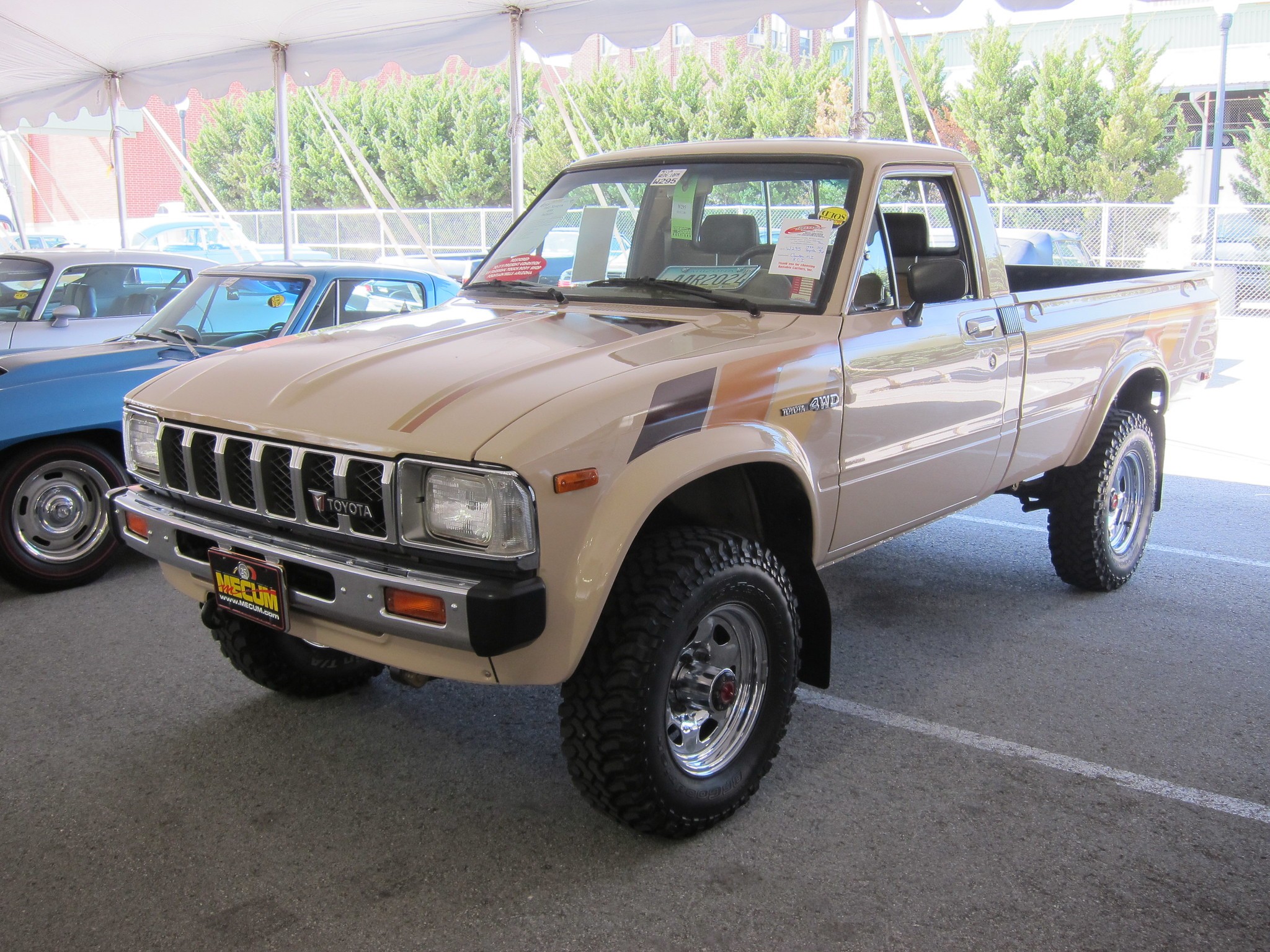 1982 TOYOTA PICK-UP