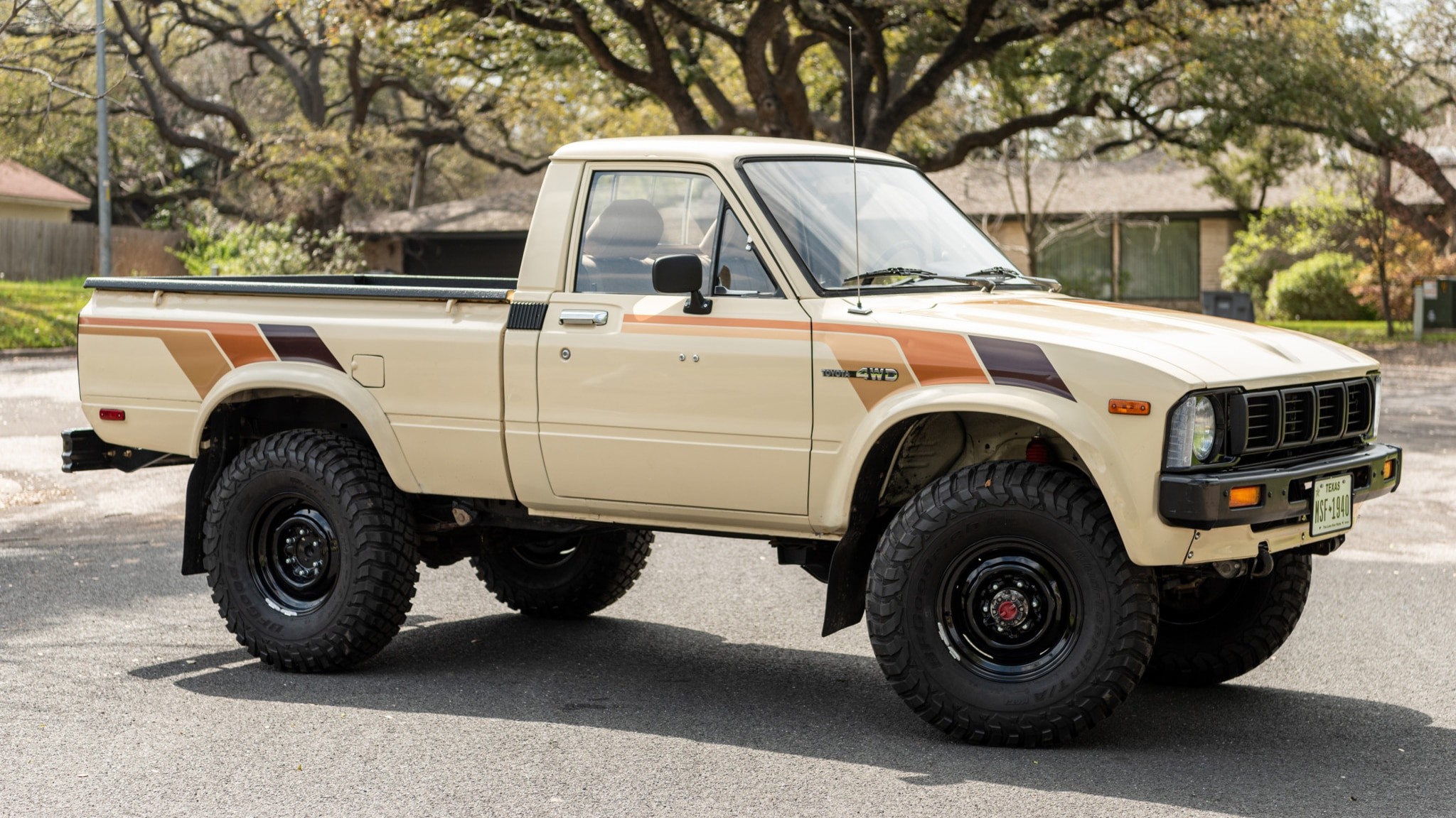 1983 TOYOTA PICK-UP