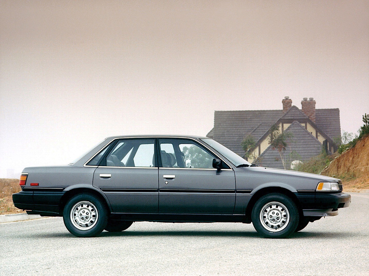 1988 TOYOTA CAMRY