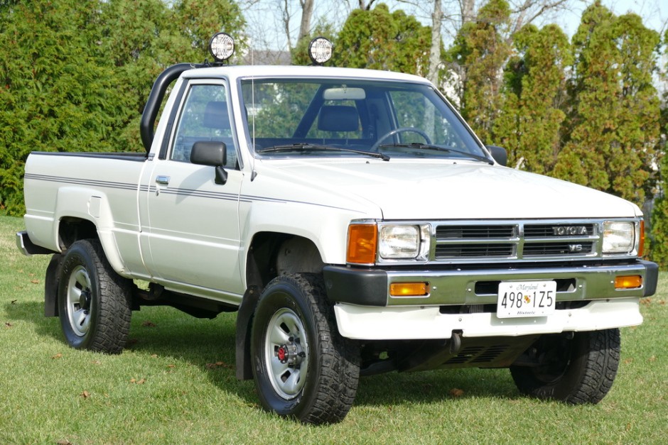 1988 TOYOTA PICK-UP