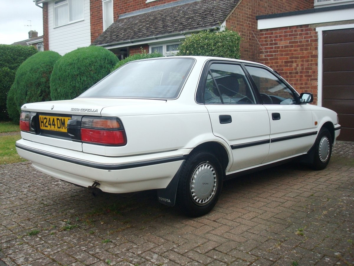 1990 TOYOTA COROLLA