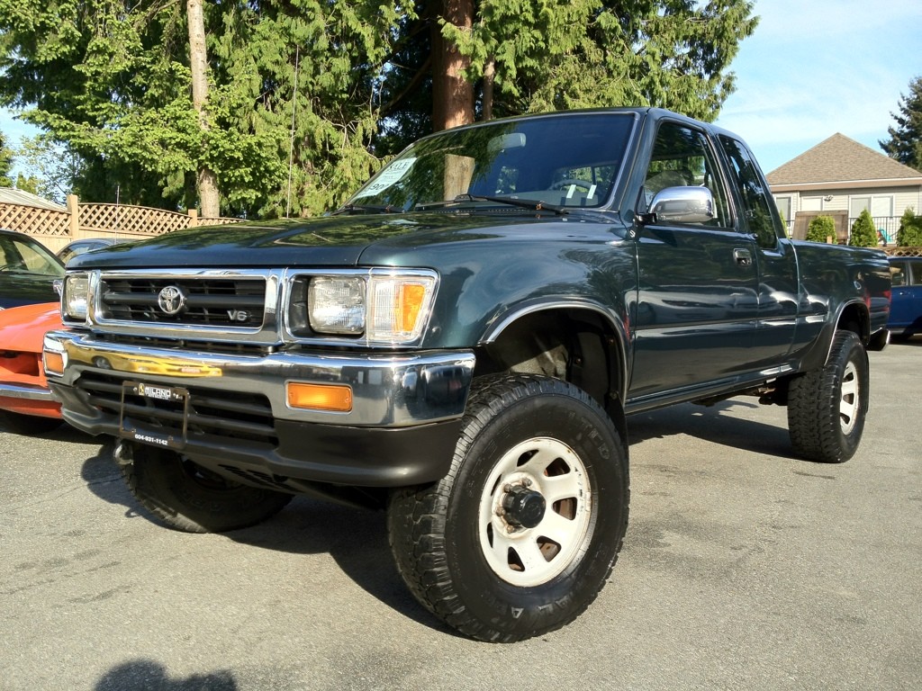 1995 TOYOTA PICK-UP