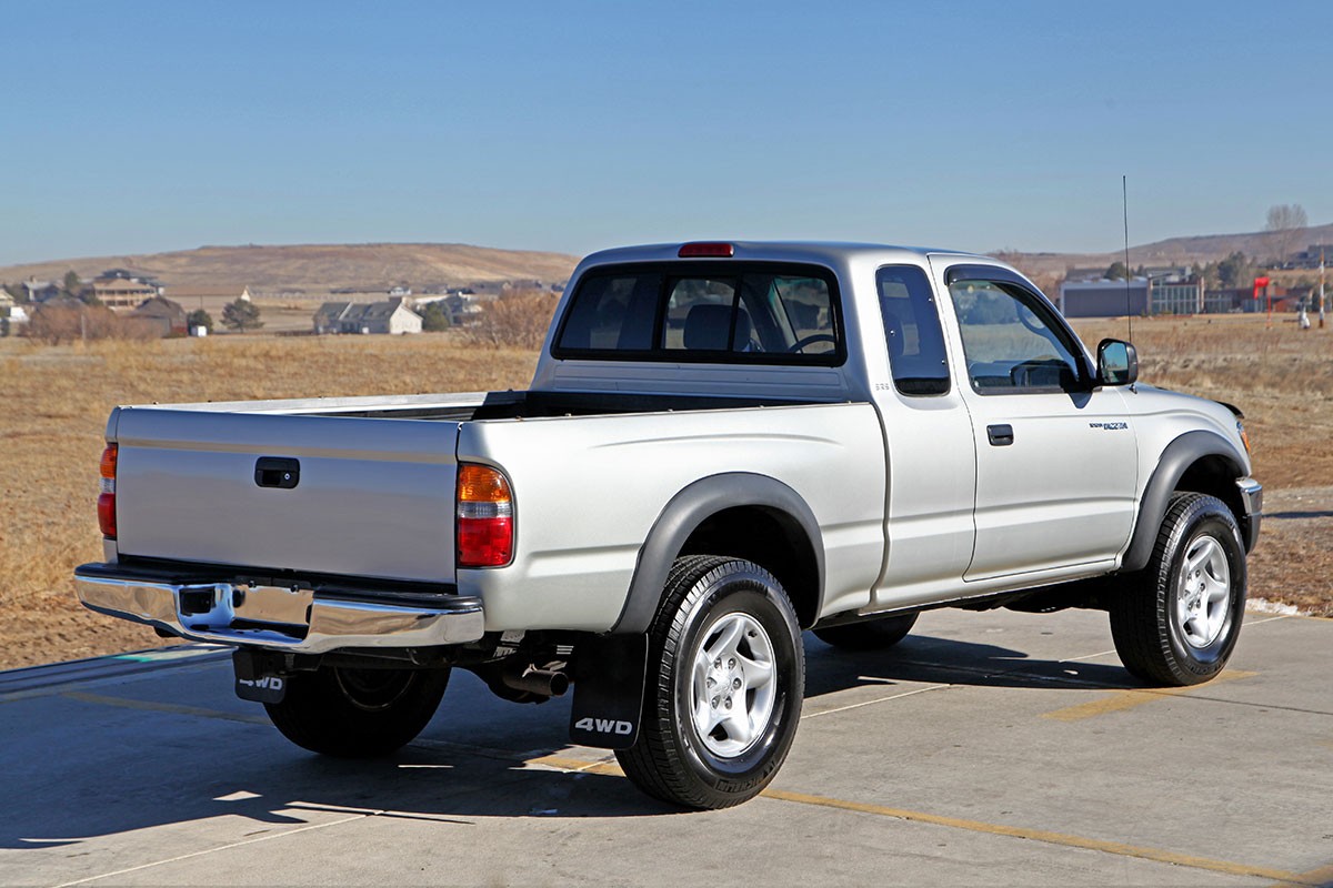 2002 TOYOTA TACOMA