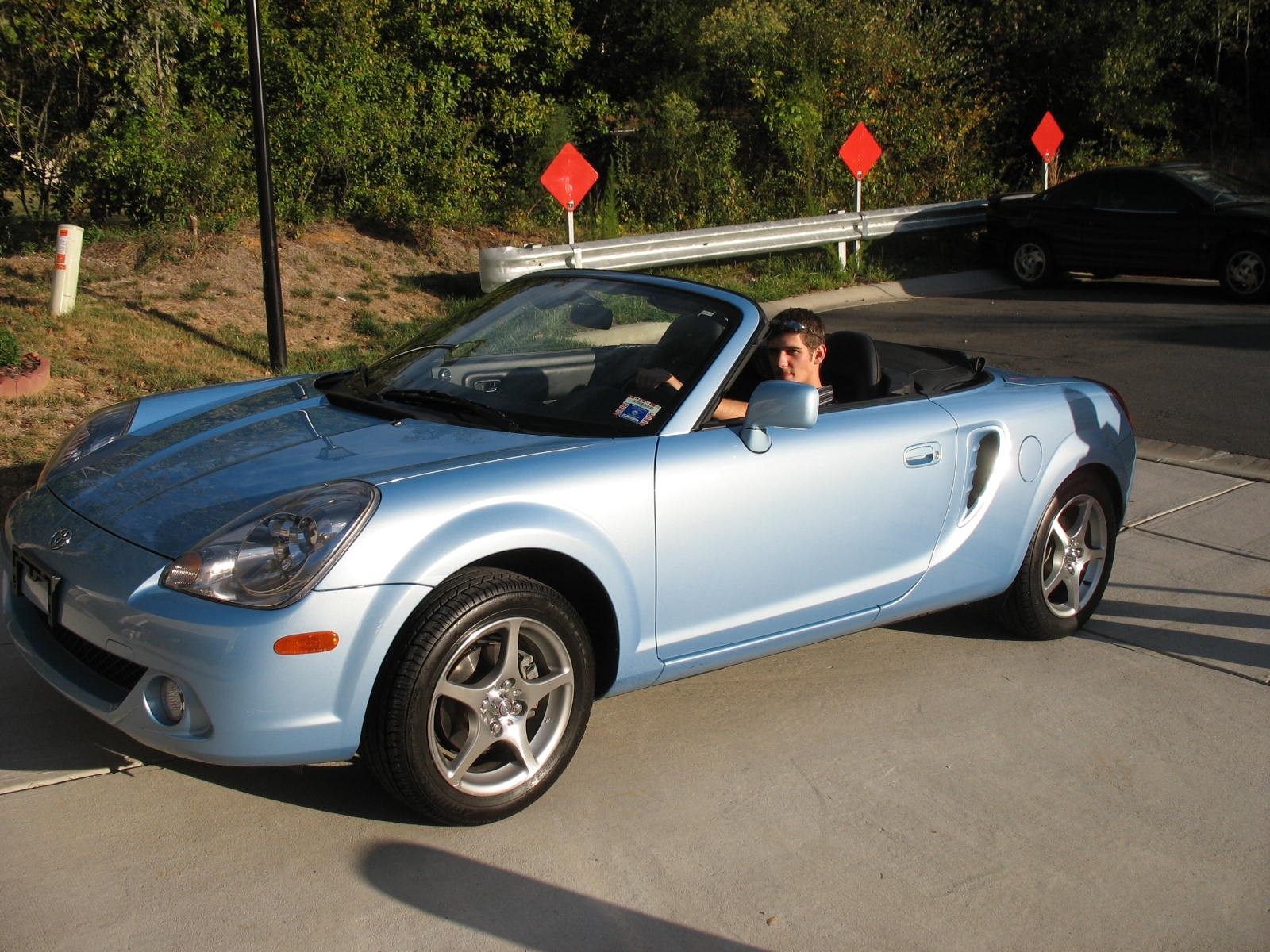 2003 TOYOTA MR2