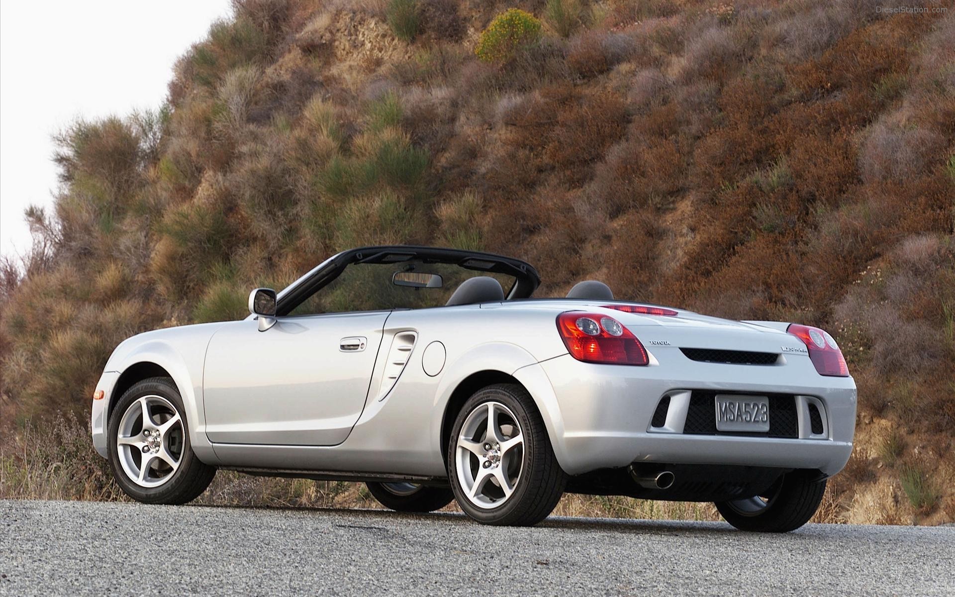 2005 TOYOTA MR2