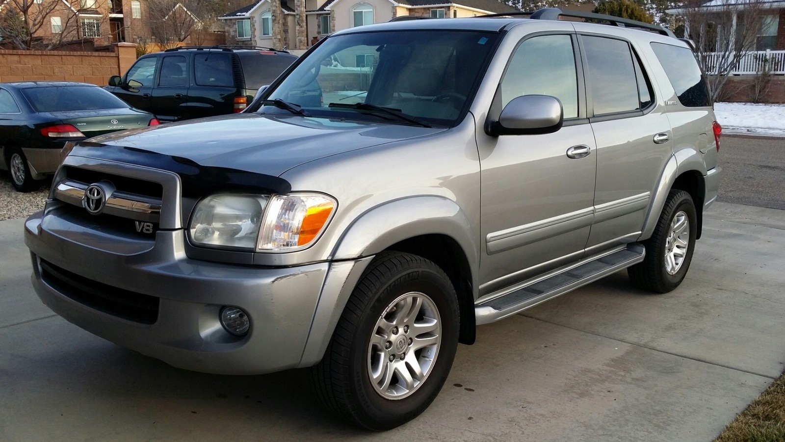 2005 TOYOTA SEQUOIA