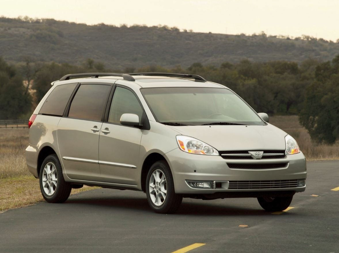 2005 TOYOTA SIENNA