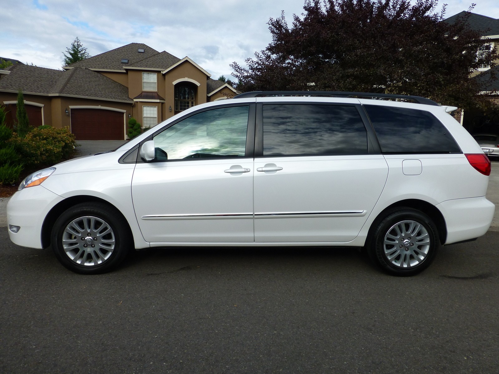 2008 TOYOTA SIENNA