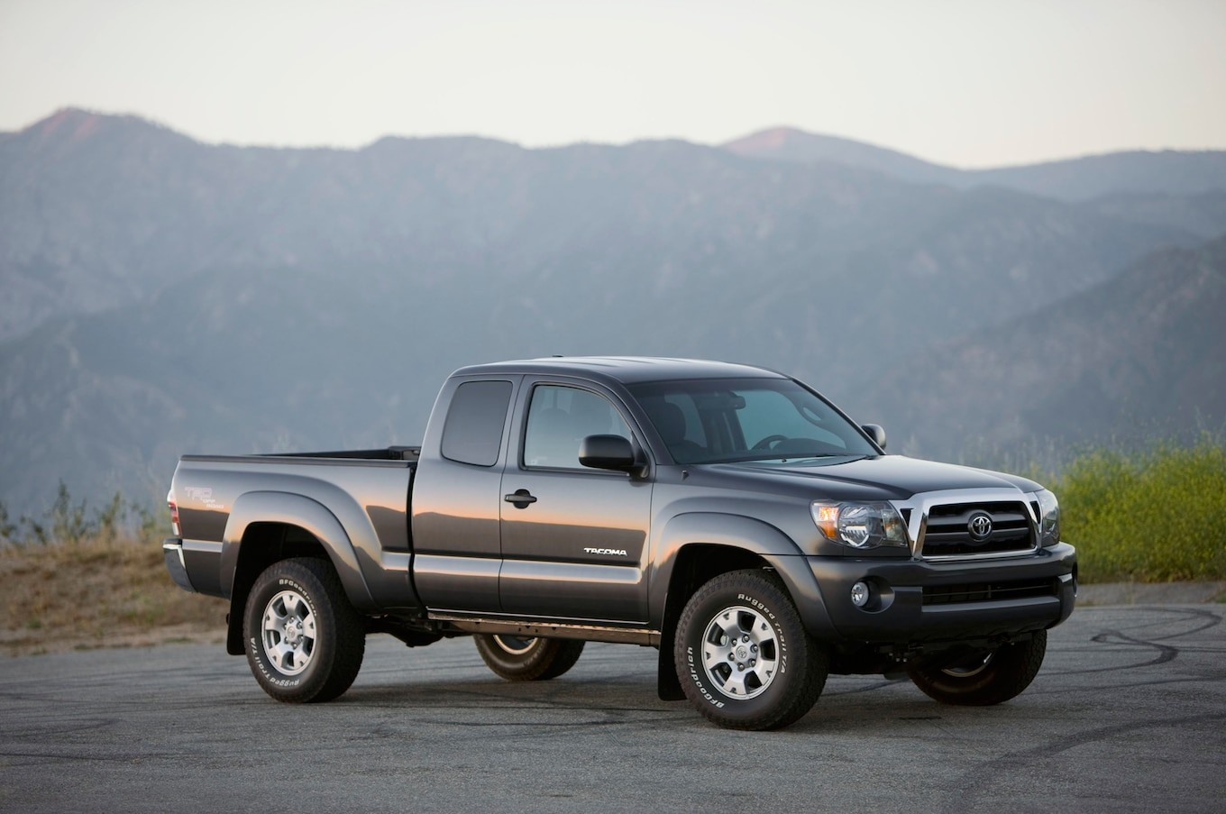 2010 TOYOTA TACOMA