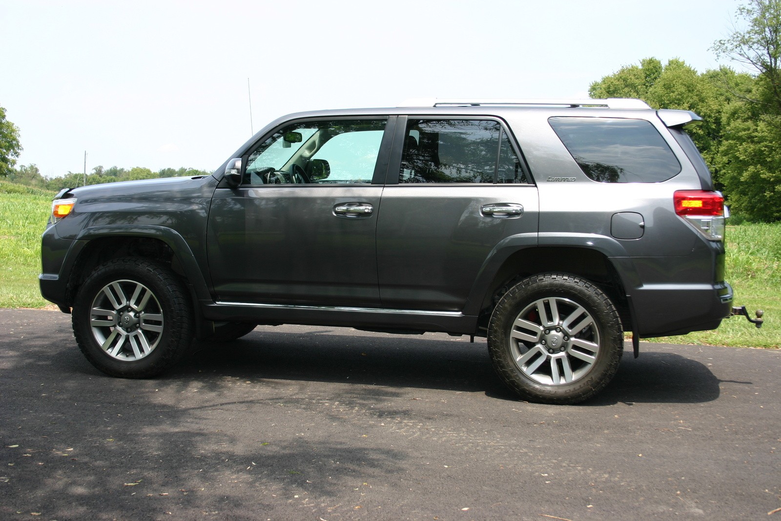 2011 TOYOTA 4-RUNNER