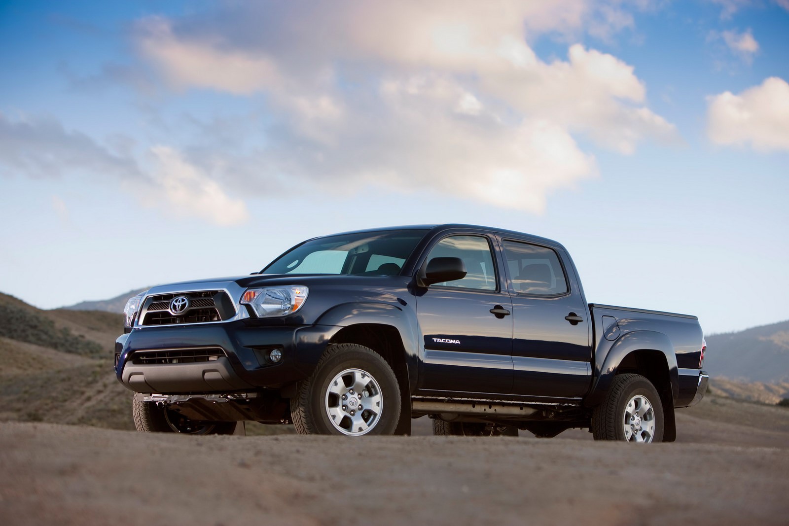 2012 TOYOTA TACOMA