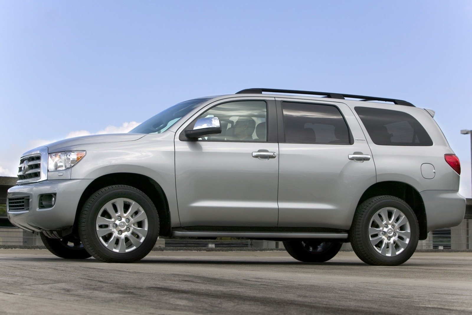 2013 TOYOTA SEQUOIA