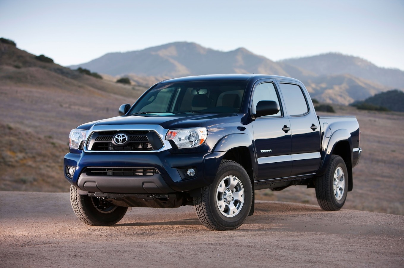 2015 TOYOTA TACOMA