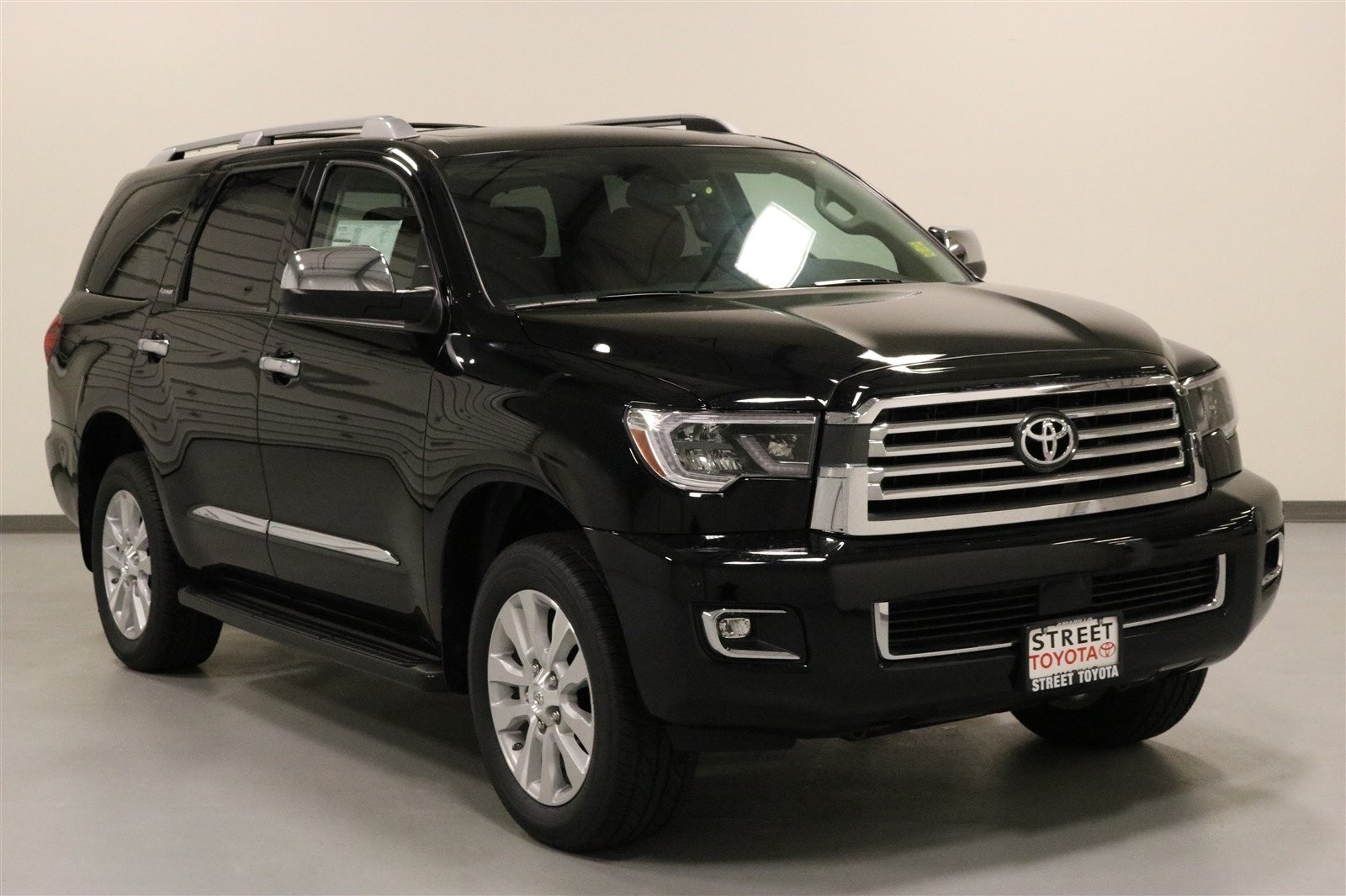 2018 TOYOTA SEQUOIA