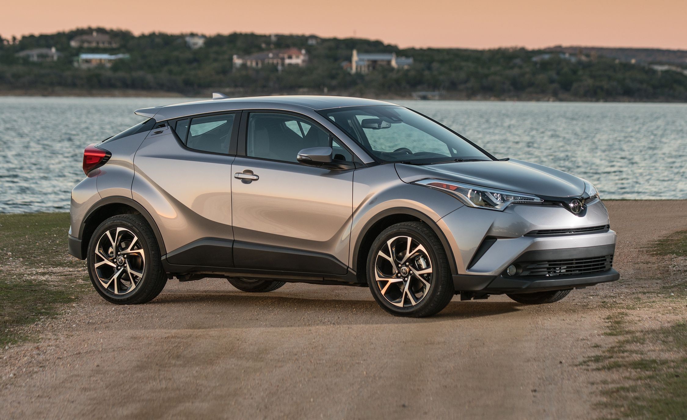 2019 TOYOTA C-HR