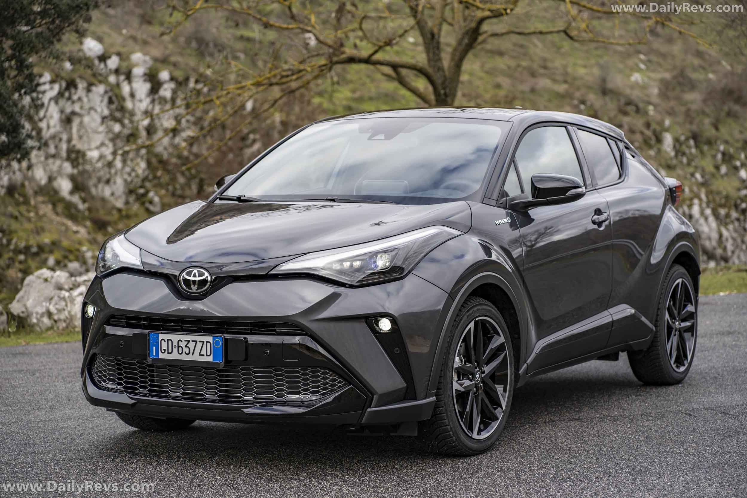 2021 TOYOTA C-HR